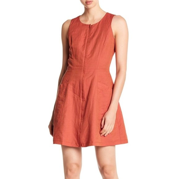 Theory Bonza Rotuma Sleeveless Zip Front Linen Blend Dress - Blood Orange - Picture 1 of 5